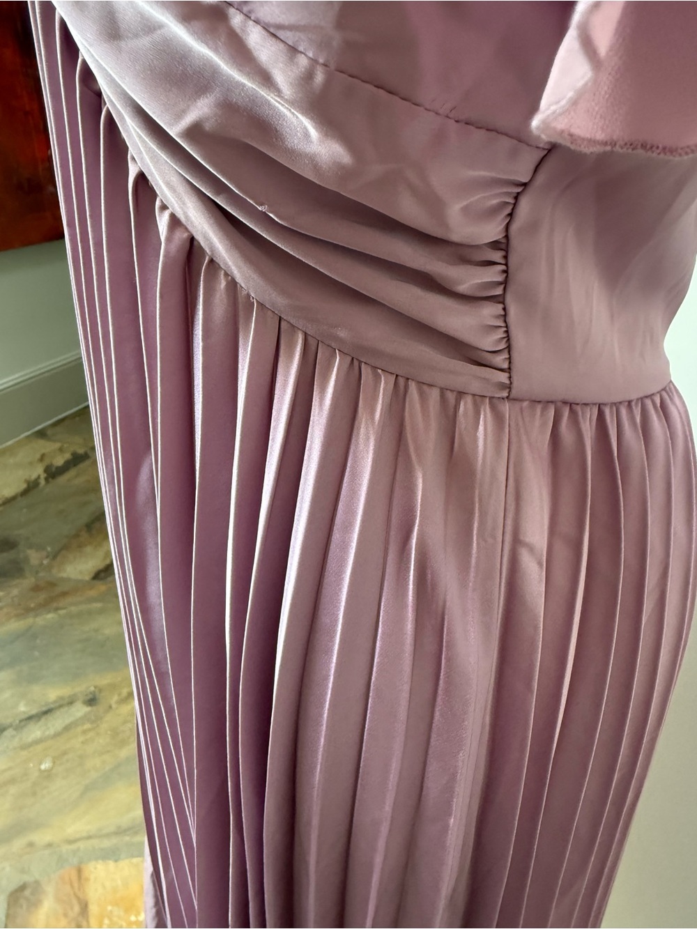 NWOT Dusty Rose Pleated Flutter Sleeve Midi Dress - Picture 8 of 15